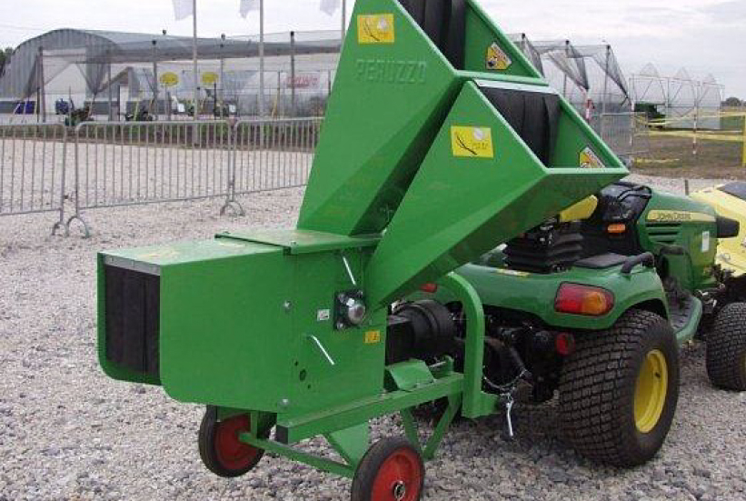 Ágak és egyéb zöld hulladékok összedarabolása